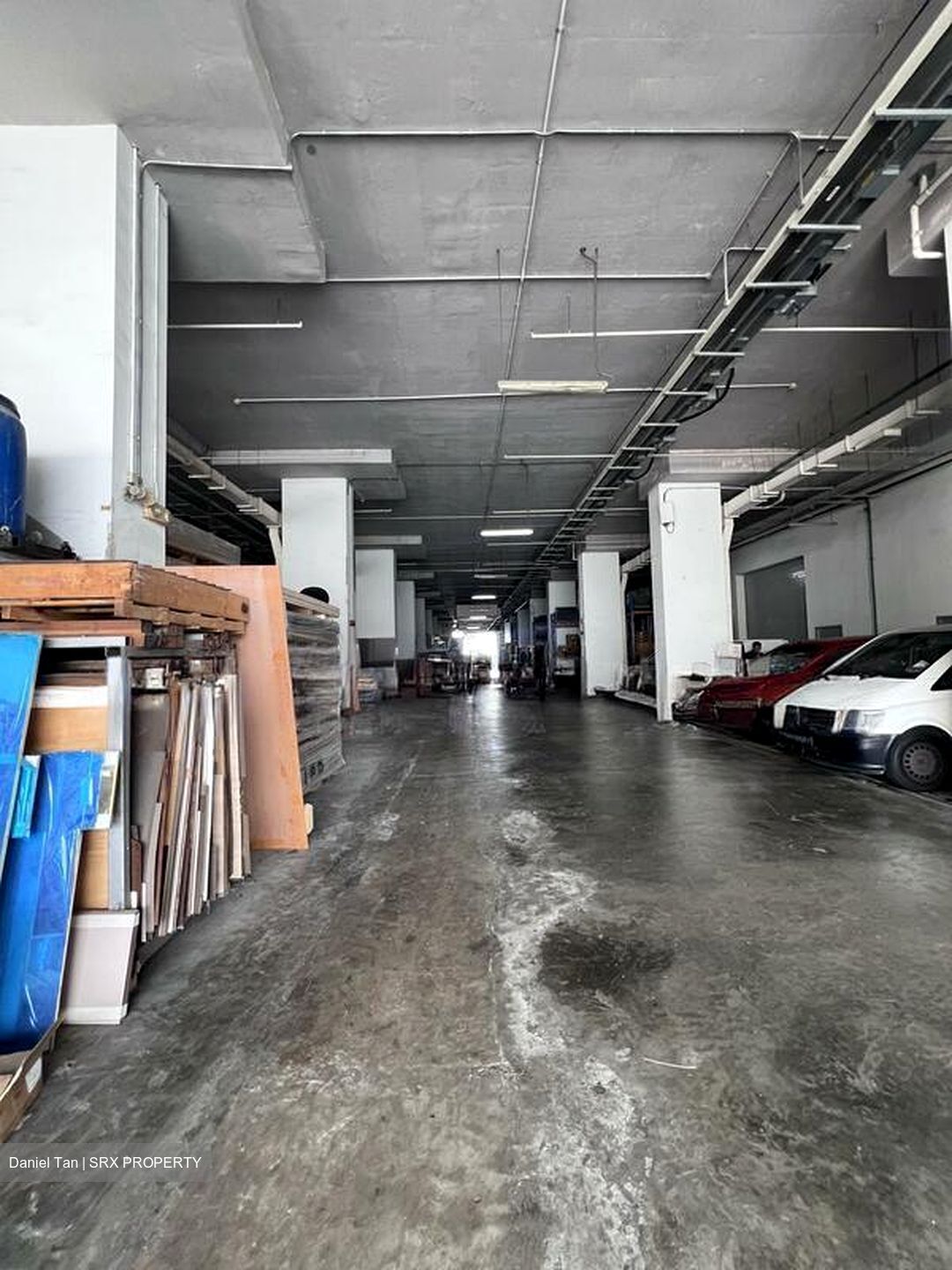 E9 Premium (D27), Factory #524488271